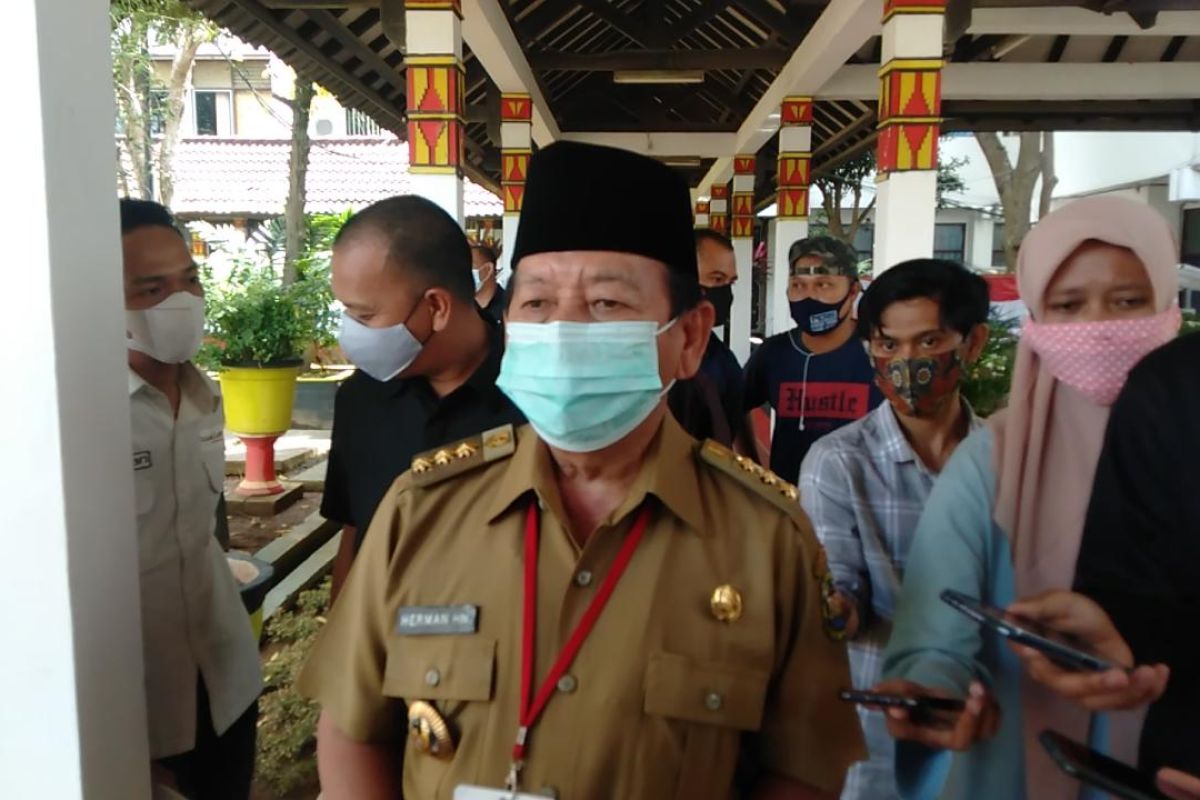 Wali Kota Bandarlampung minta aparat ajak warga ke TPS dengan prokes