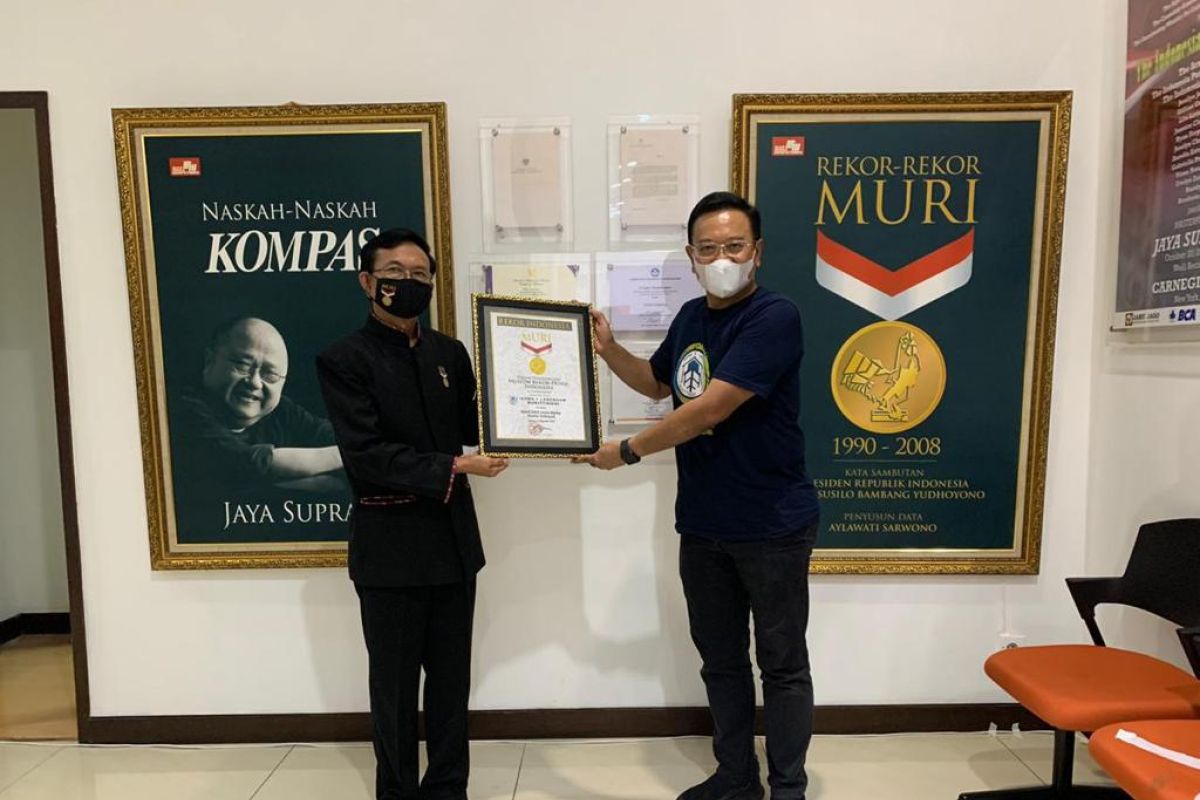 IASMA 1 Landbouw Bukittinggi menerima penghargaan dari MURI, rekor reuni virtual