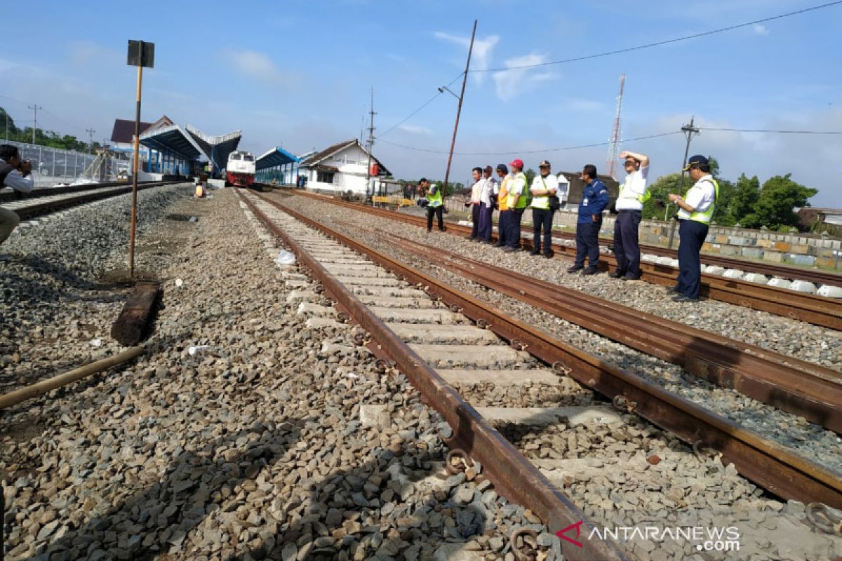 Sejumlah KA mengalami keterlambatan akibat kecelakaan di Sragen