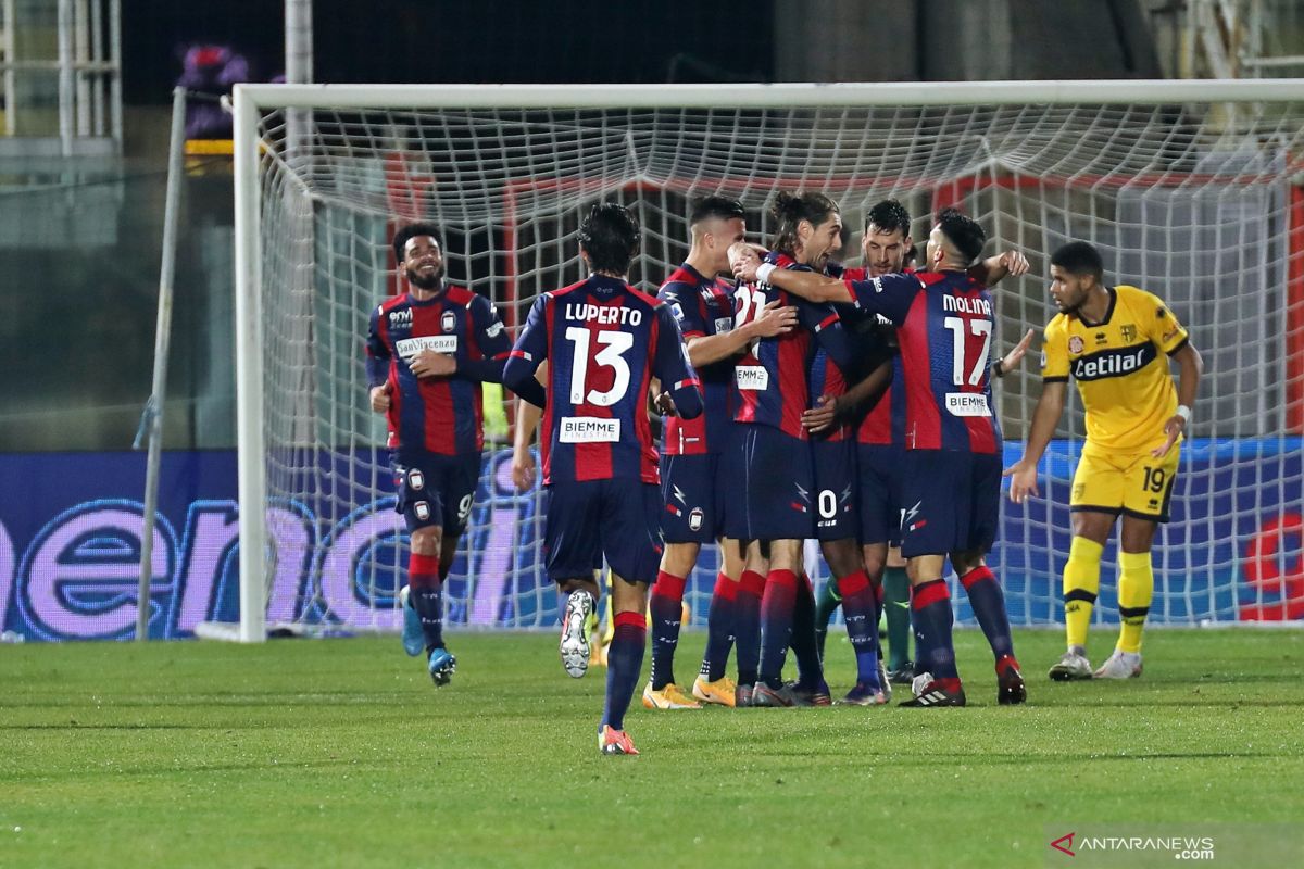 Tekuk Parma 2-1, Crotone tinggalkan dasar klasemen