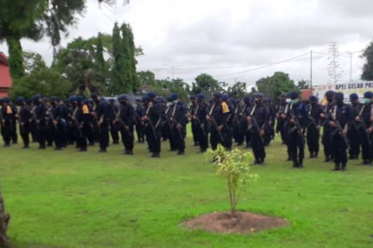 Personel Brimob Kalbar disiagakan pengamanan Pilkada di Boven Digoel