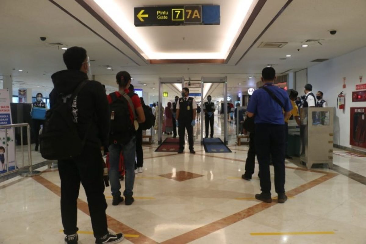 150 ribu orang lebih penumpang bepergian via Bandara Juanda dalam sepekan