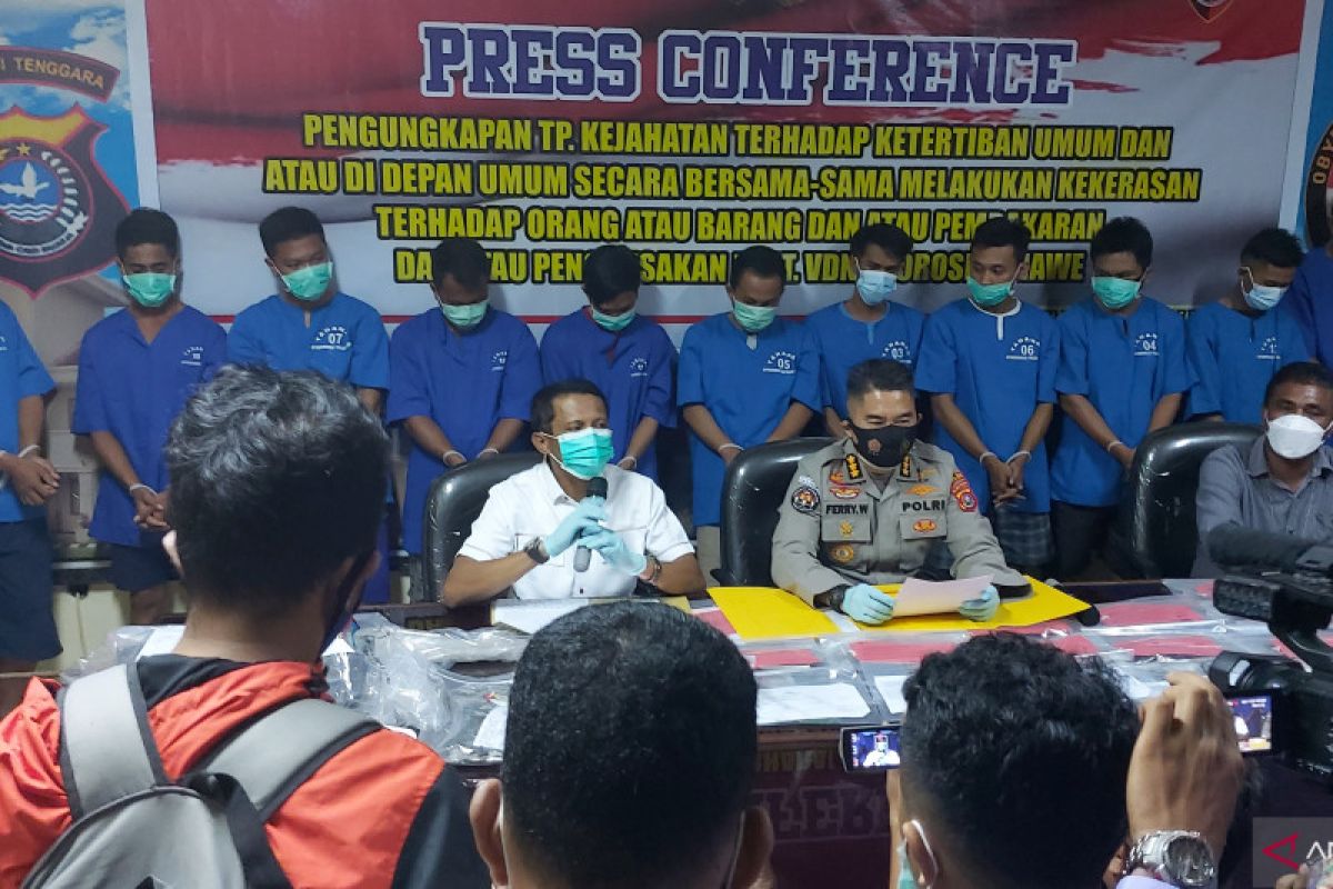 Polisi persilakan tersangka pembakaran smelter Morosi praperadilan