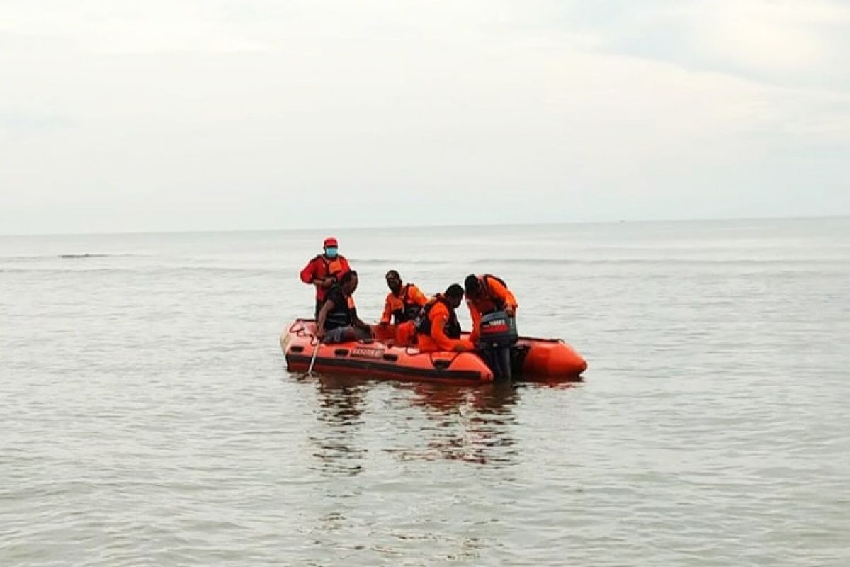 Perempuan hilang terseret arus Pantai Ujung Pandaran saat memancing