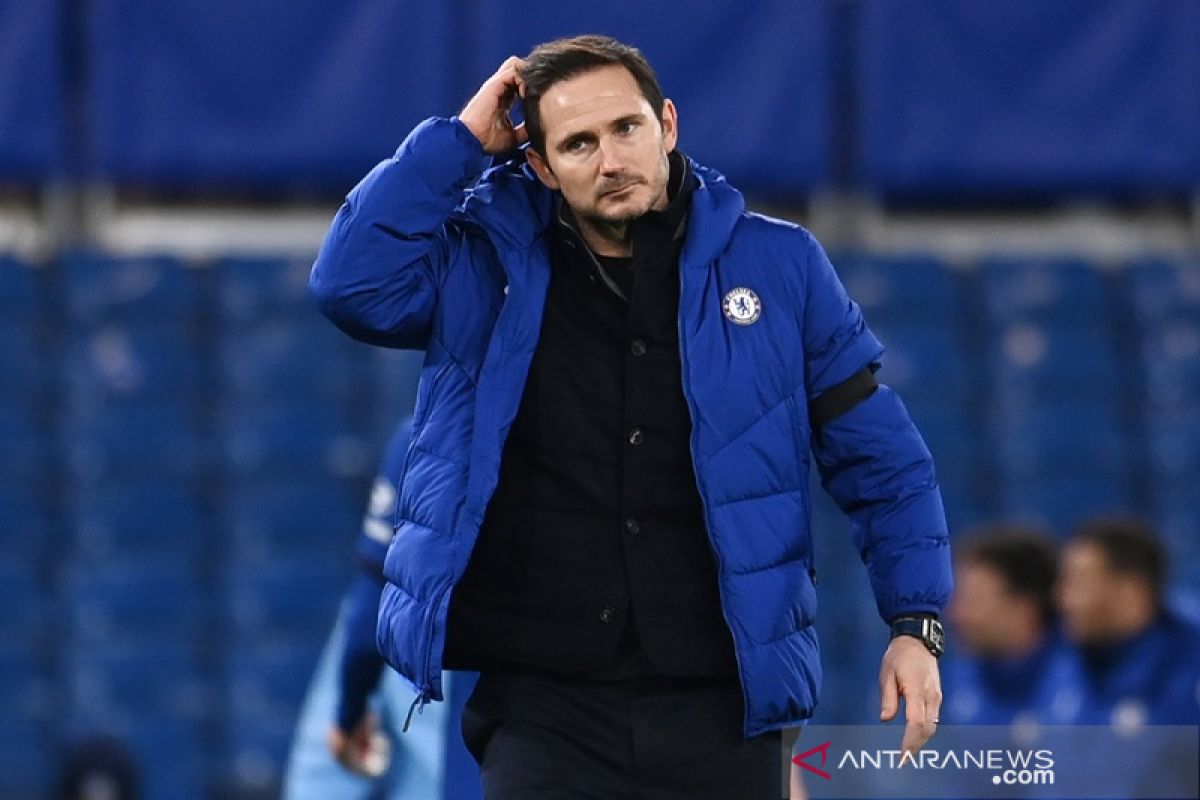 Pelatih Chelsea dipecat