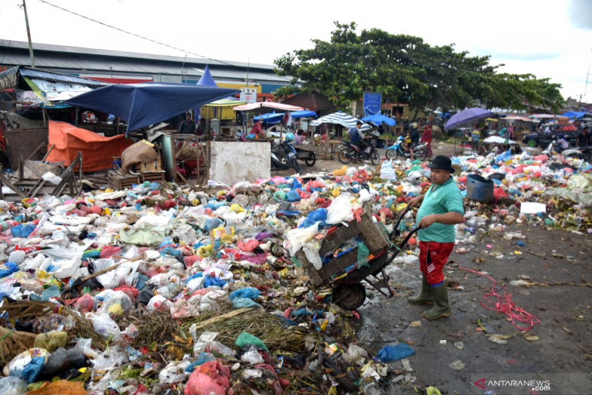 Krisis sampah di Pekanbaru,  Wako minta pemenang lelang tuntas akhir Januari