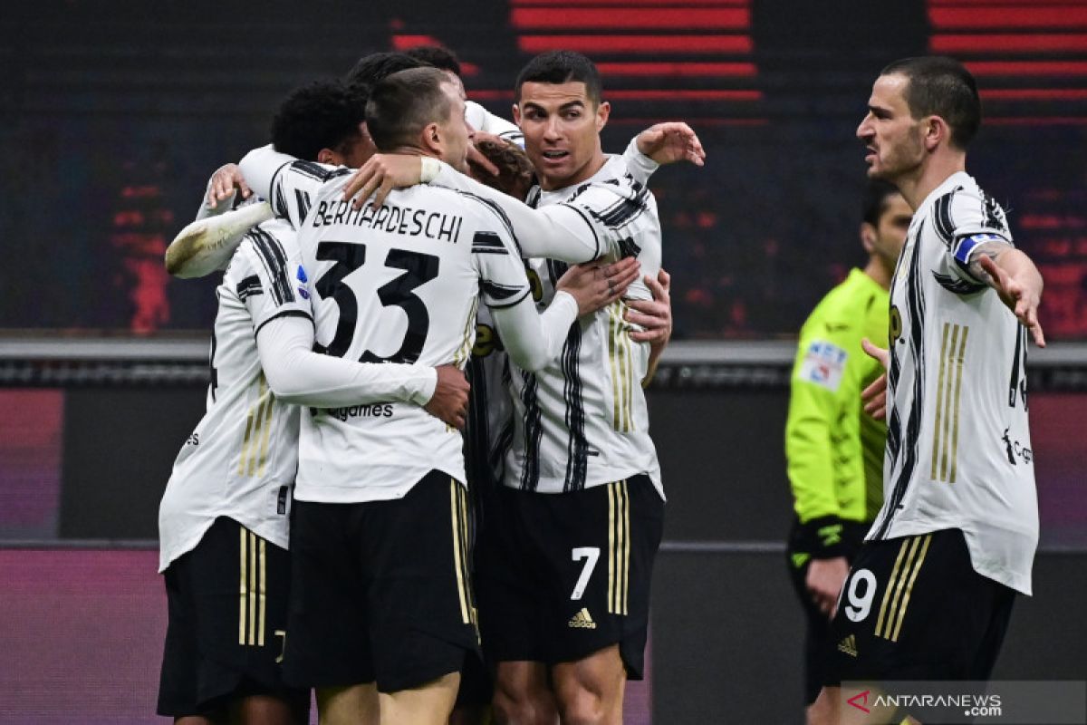 Juventus tumbangkan Milan 3-1