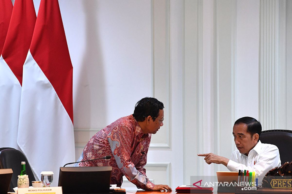 Presiden Jokowi setujui surat Mahfud soal jadi bakal cawapres dan izinkan cuti