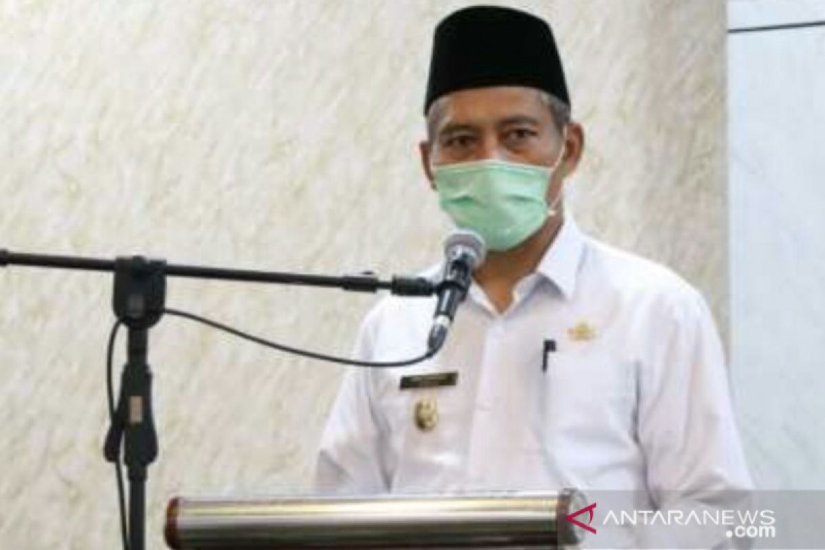 Siap divaksin COVID-19, Ayat Cahyadi: waspada hoaks soal vaksin