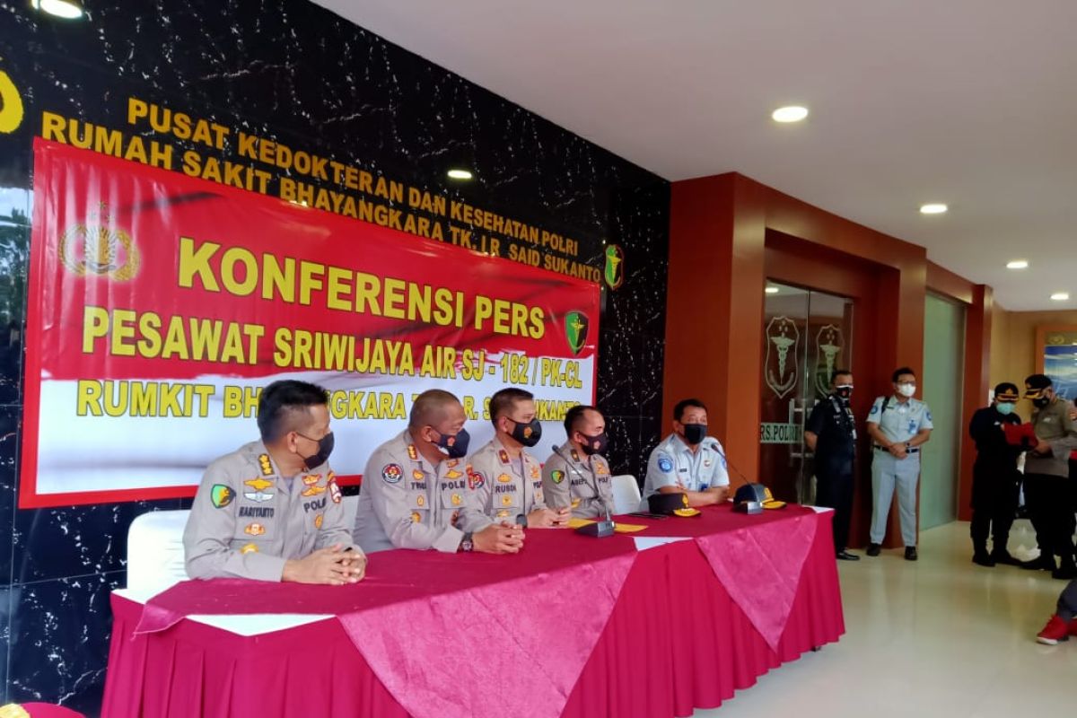 RS Polri menerima tujuh kantong jenazah diduga penumpang Sriwijaya Air