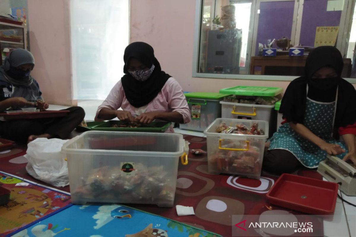 Produsen herbal  meraup keuntungan di tengah pandemi