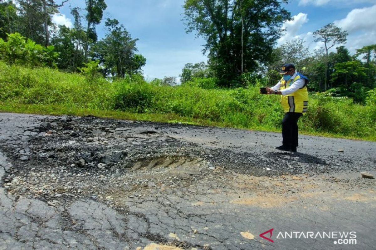 Wamen PUPR Wempi Wetipo sidak pembangunan jalan trans Papua ruas Jayapura-Wamena