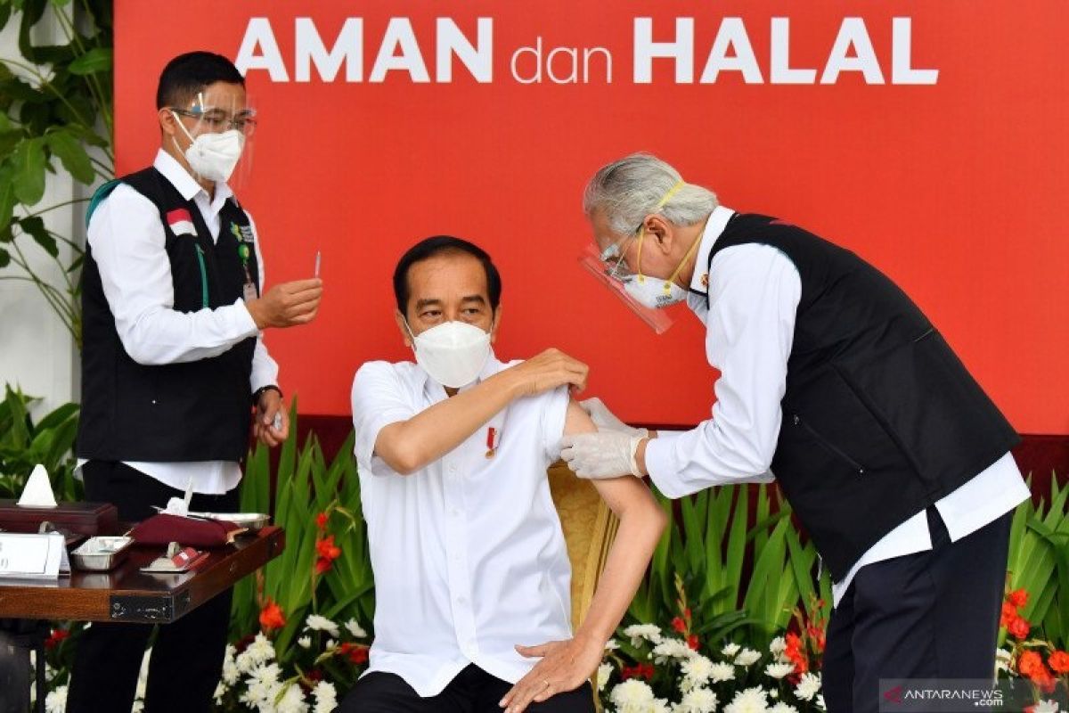 Presiden RI Joko Widodo jalani vaksinasi COVID-19