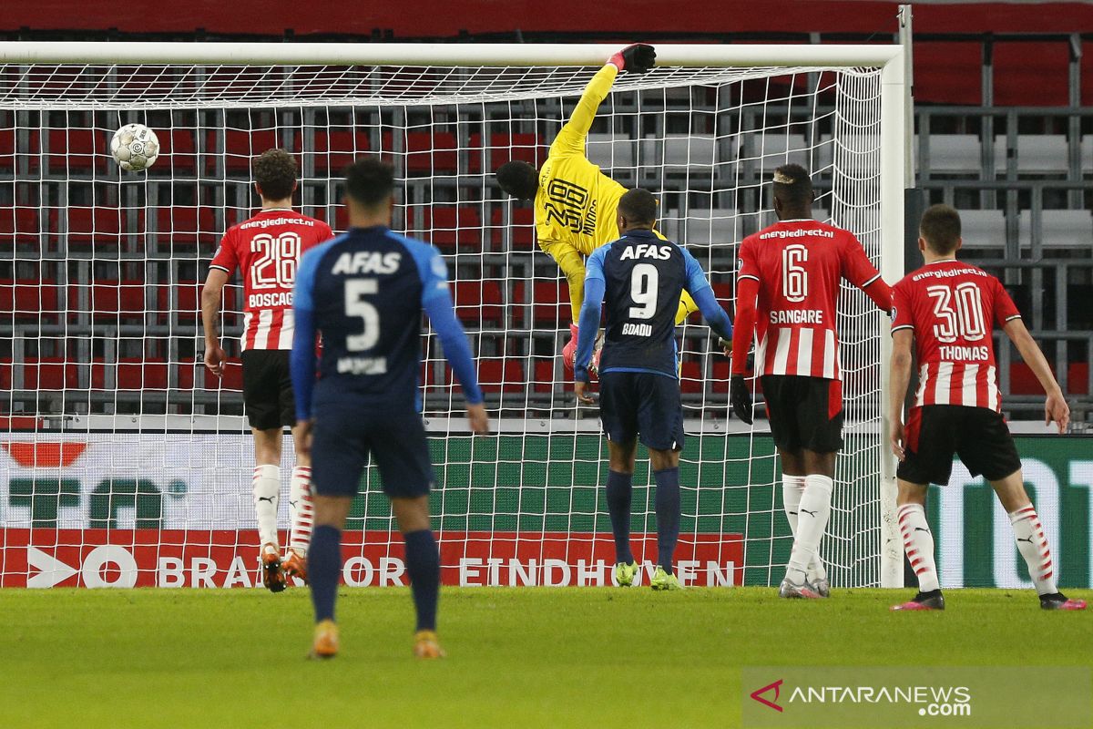 Liga Belanda-PSV dipecundangi AZ Alkmaar 1-3 sekaligus gagal geser Ajax dari puncak