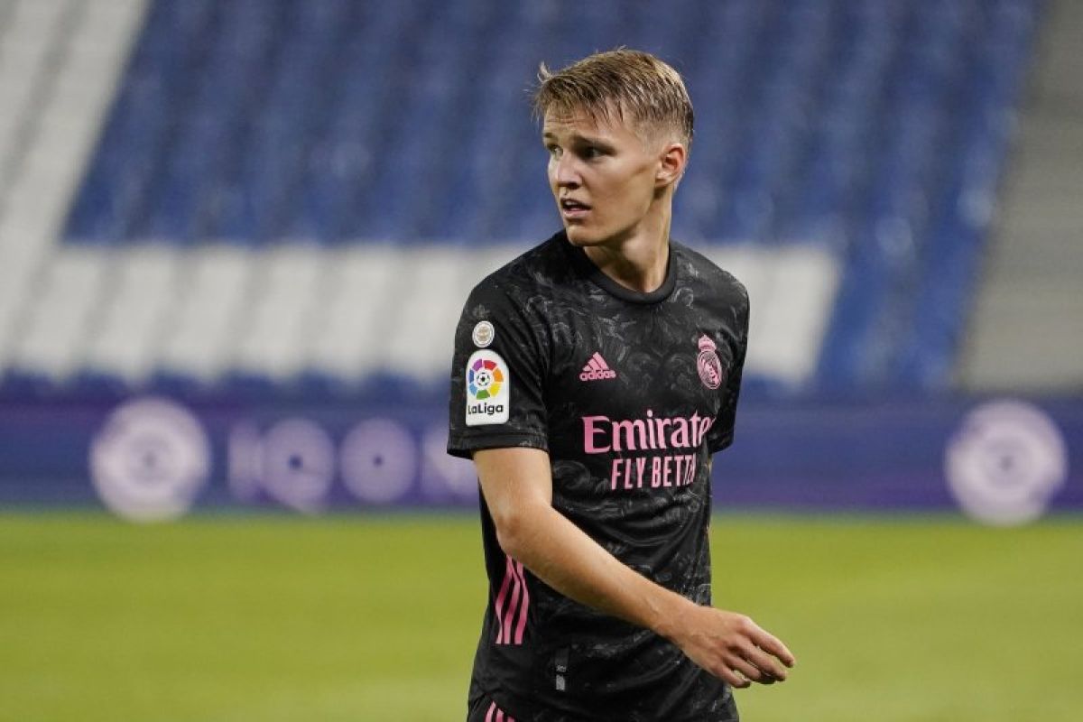 Luka Modric tantang Martin Odegaard buktikan kemampuannya di Real Madrid