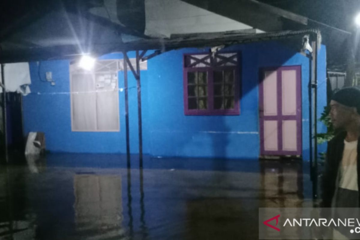 BPBD: Hari ketiga air banjir makin naik meski tak hujan