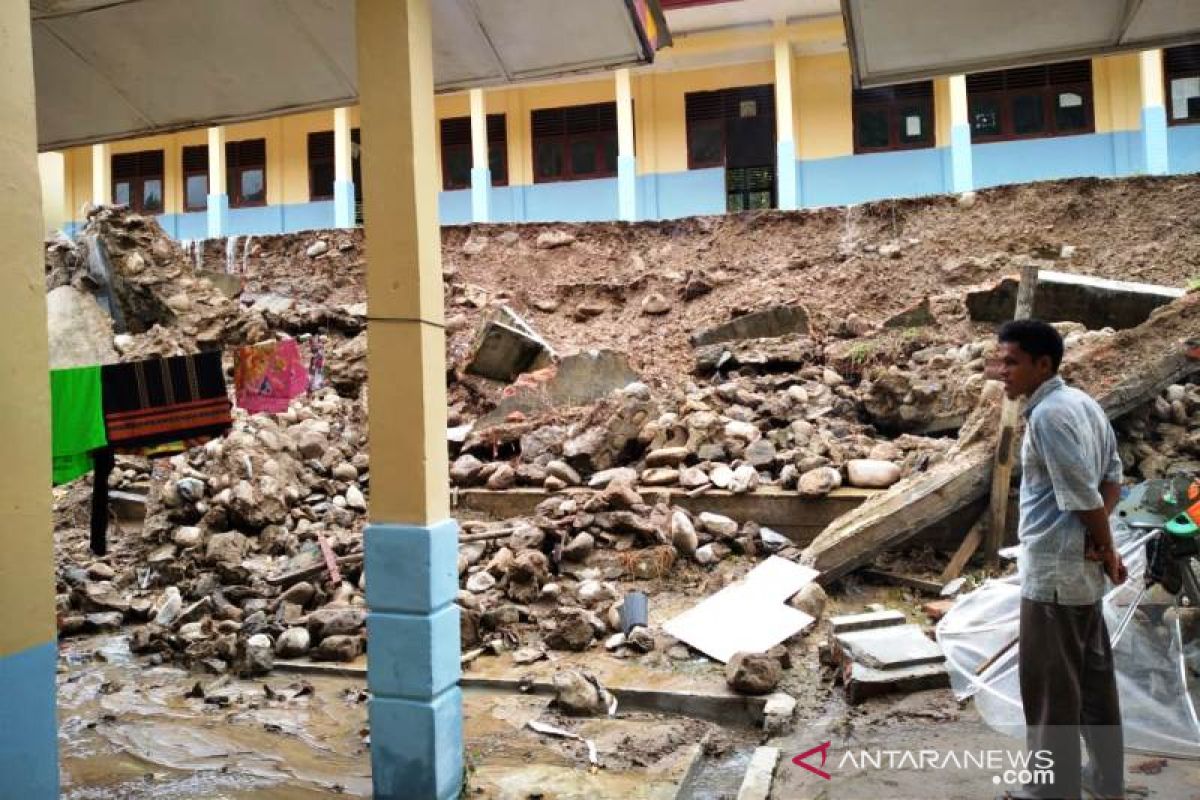 Longsor terjang sekolah di Gayo Lues Aceh