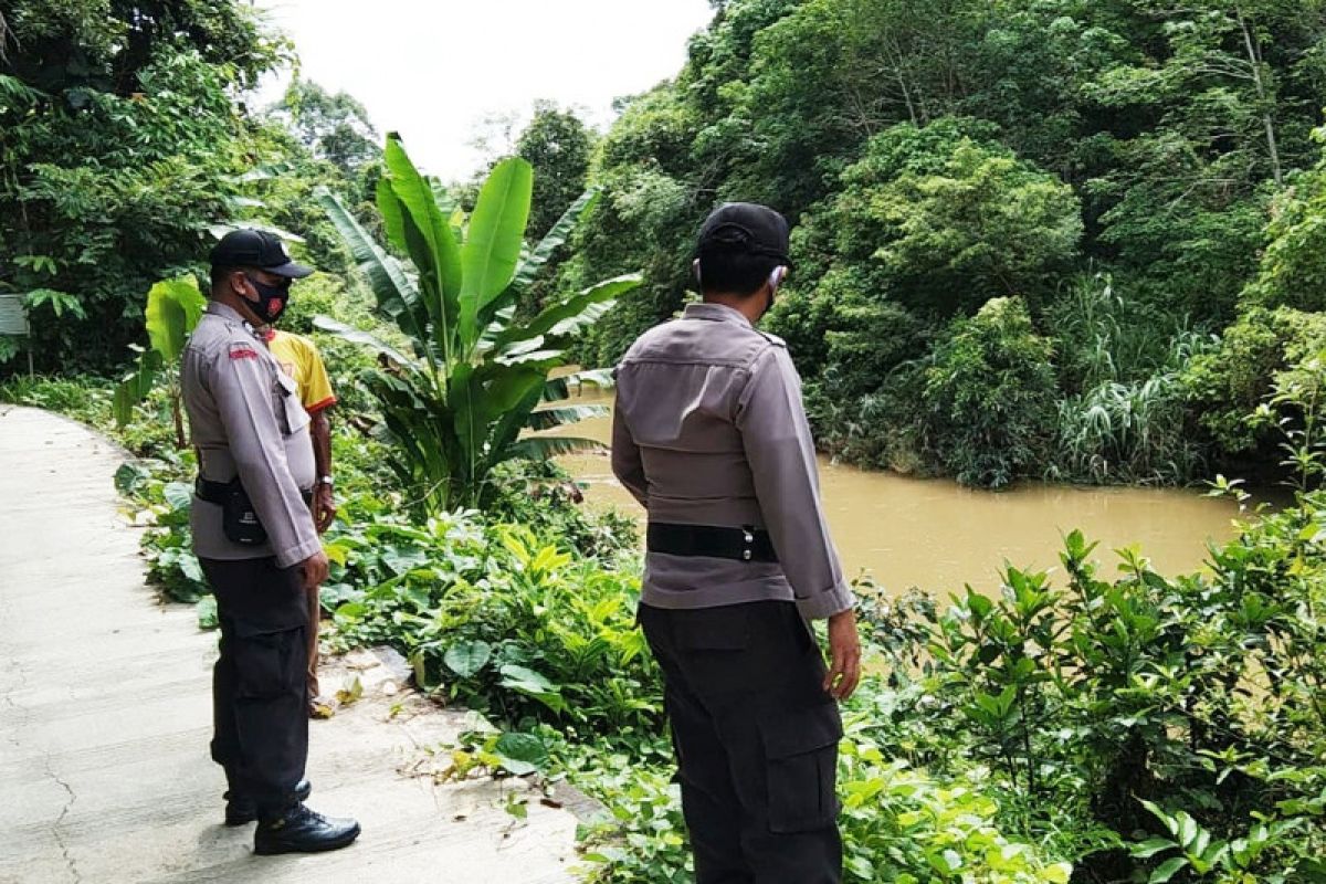 Camat di Bartim diperintahkan pantau kondisi sungai antisipasi banjir