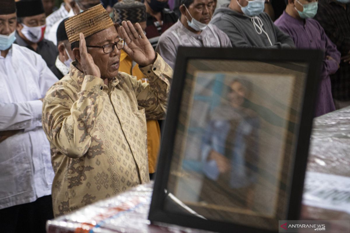 Tim DVI RS Polri identifikasi lima jenazah korban pesawat Sriwijaya Air