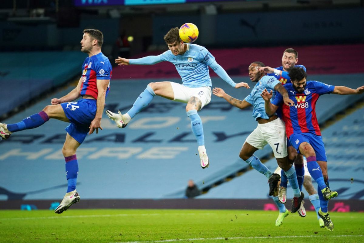 Manchester City menaklukkan Crystal Palace 4-0