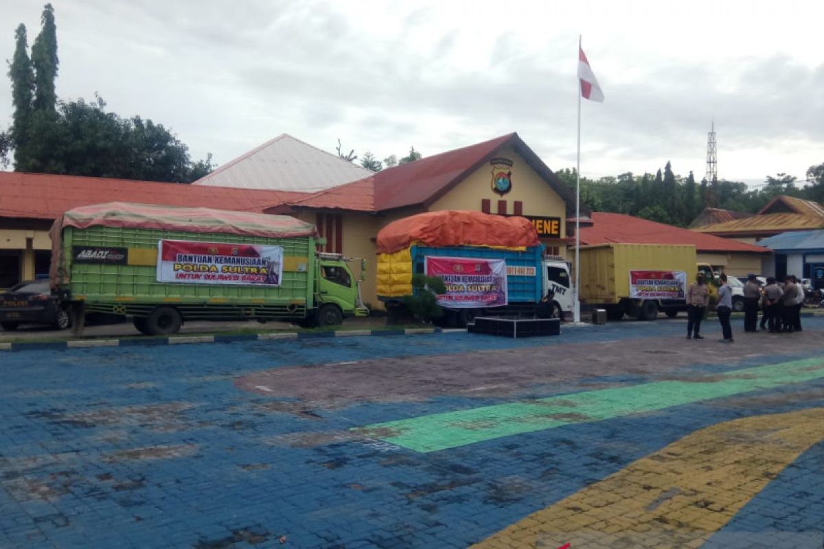 Kapolda Sultra bantu korban gempa bumi di Sulbar