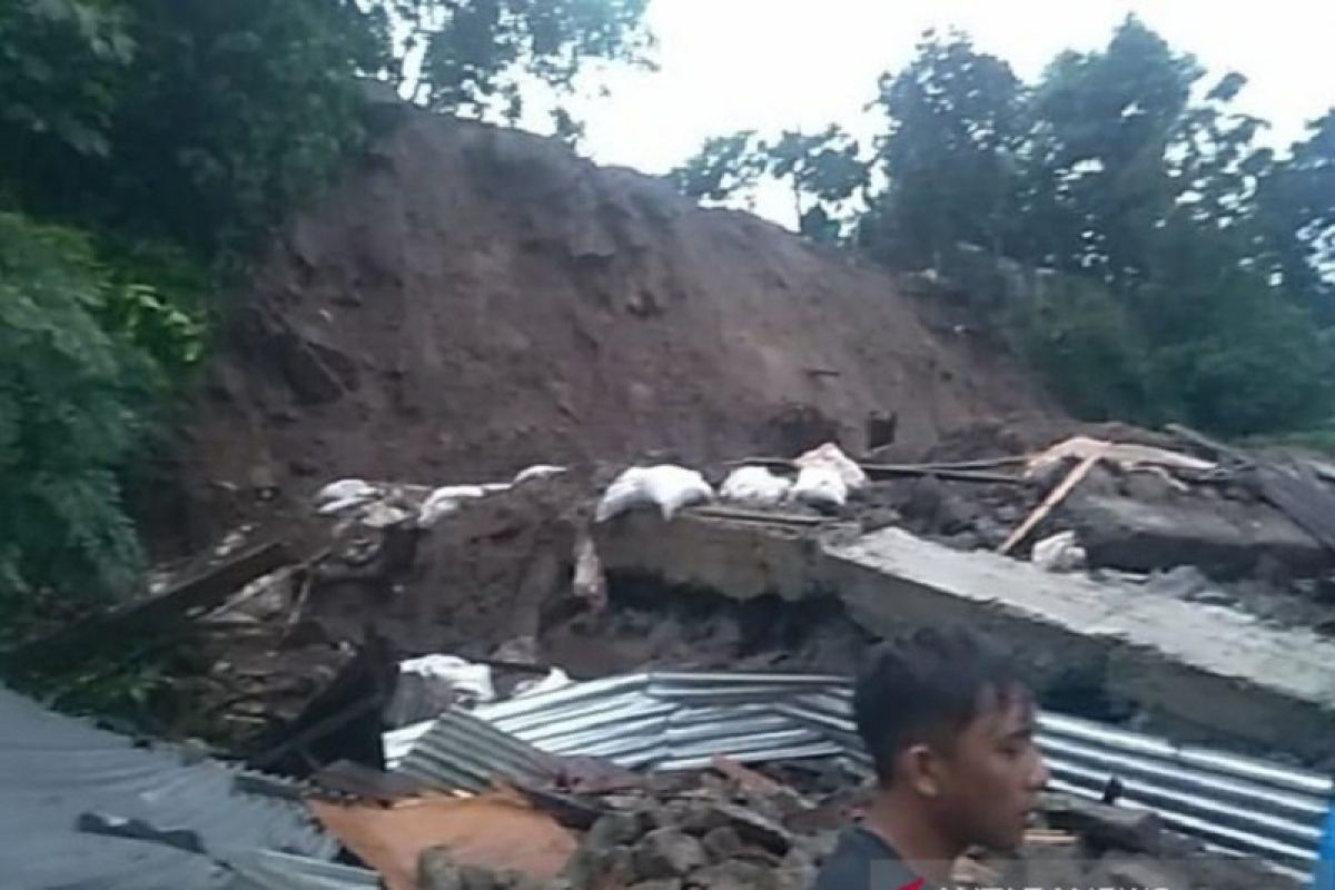 Mensos Tri Rismaharini pastikan lakukan respons cepat untuk Sumedang-Sulbar-Kalsel