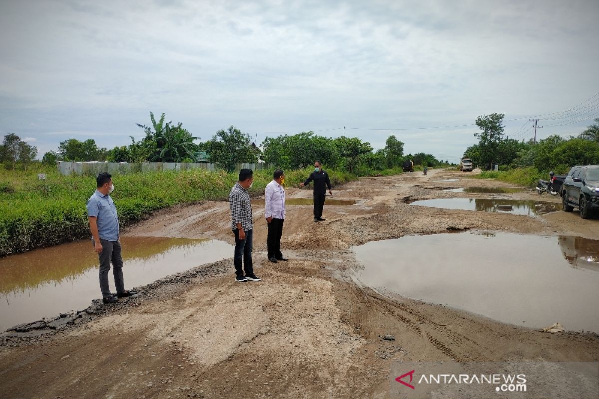 DPRD dorong percepat penanganan darurat jalan lingkar selatan Sampit