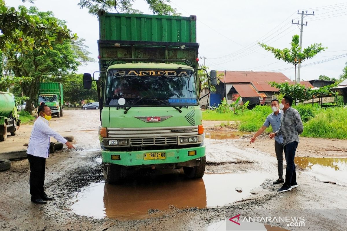 Penerapan pelat KH angkutan industri di Kotim perlu peraturan daerah