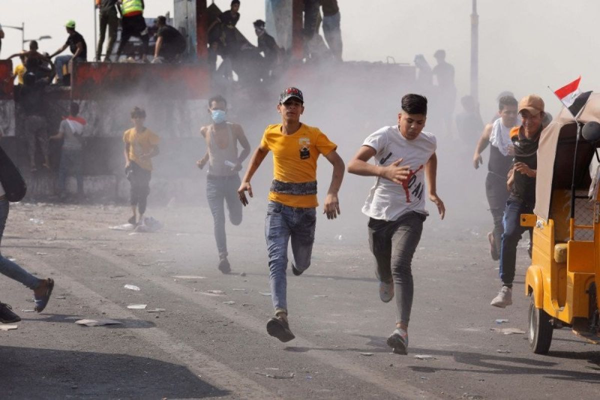 Ledakan bom bunuh diri di pasar Baghdad tewaskan sejumlah orang