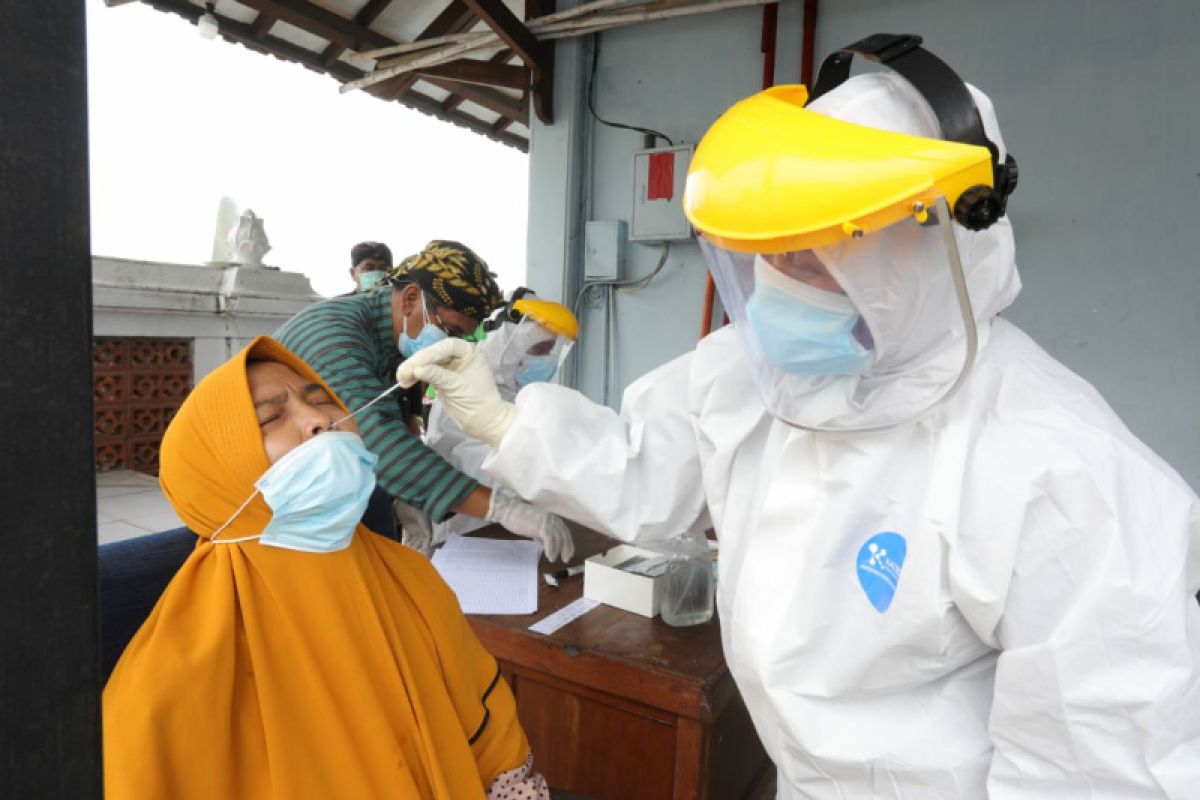 Pemkot Surakarta pastikan pengungsi gempa Sulbar jalani tes cepat antigen