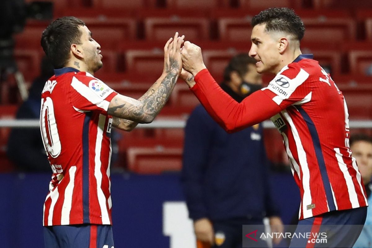 Atletico lanjutkan rentetan kemenangan setelah membekap Valencia 3-1