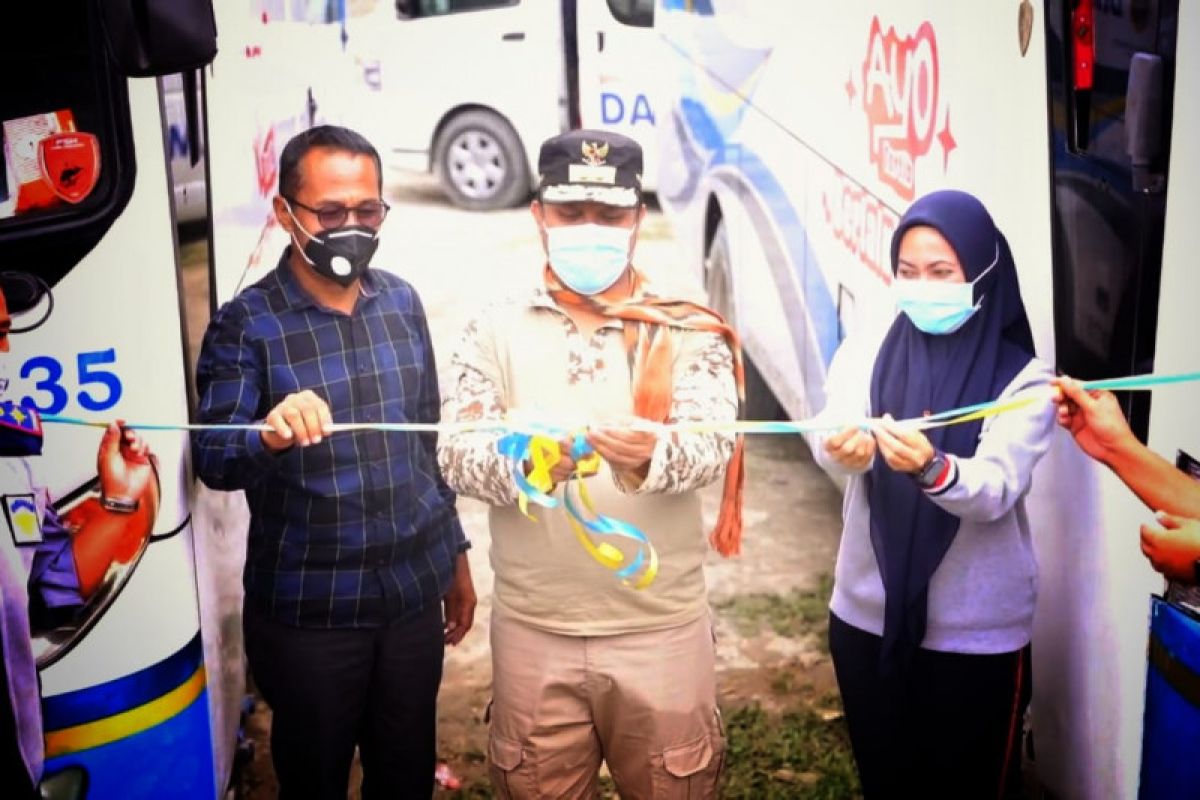 Bus Damri layani rute Masamba - Sabbang - Rongkong Lutra