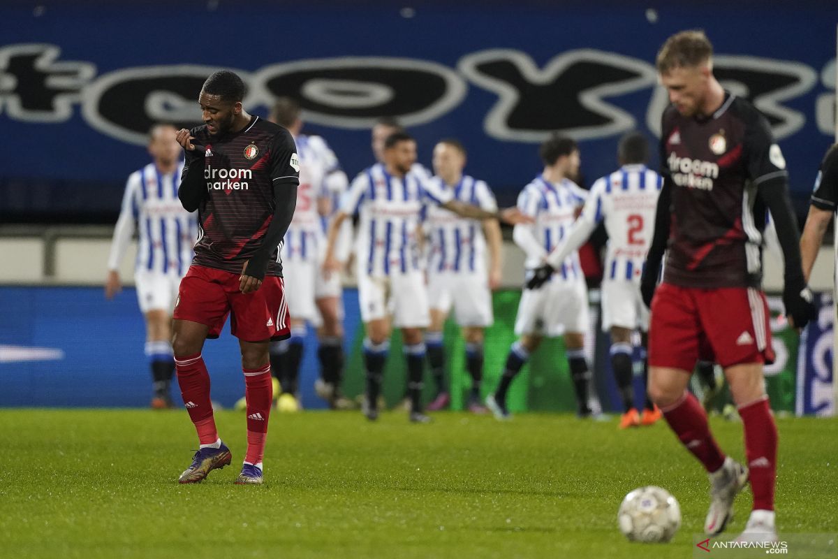 Feyenoord dibuat tak berdaya kalah 3-0 di markas Heerenveen