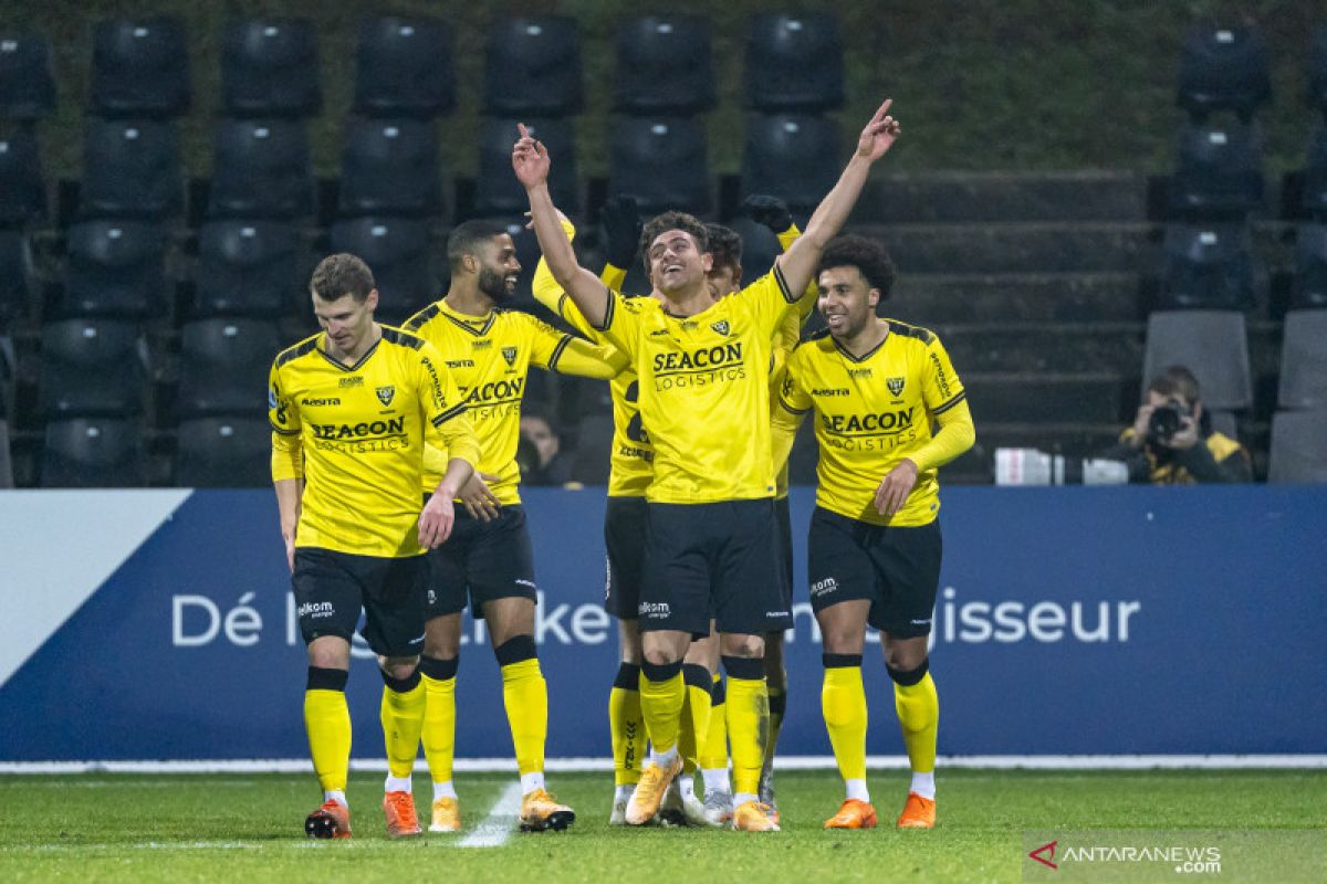 Vitesse gagal kudeta posisi usai menyerah dari VVV Venlo