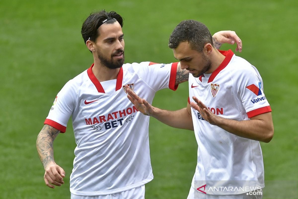 Sevilla membekuk Eibar 2-0