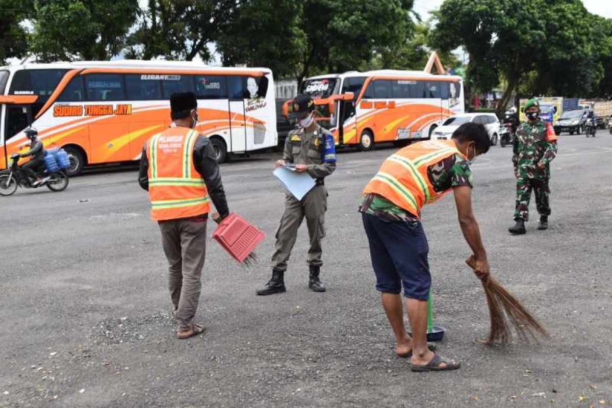 Tim gabungan Wonosobo giatkan patroli penegakan prokes