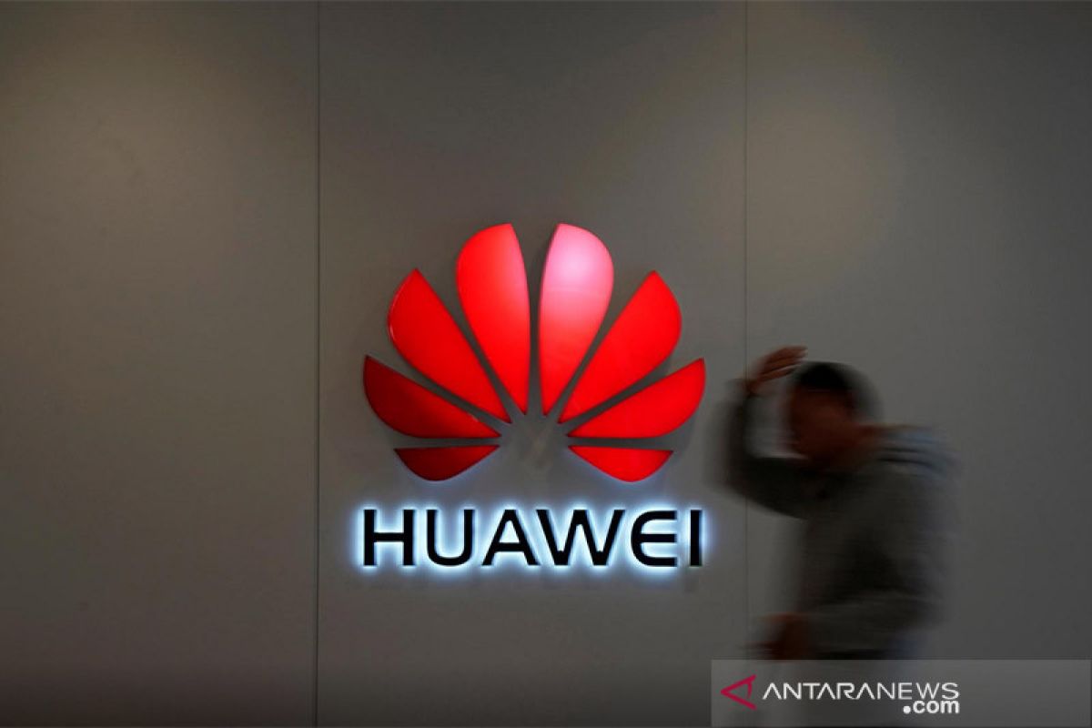 Lawan sanksi AS, Pendiri Huawei dorong pengembangan perangkat lunak