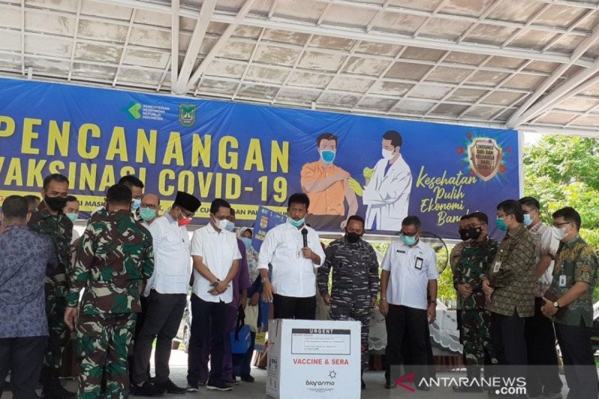 6 Orang warga Batam alami KIPI usai divaksin COVID-19