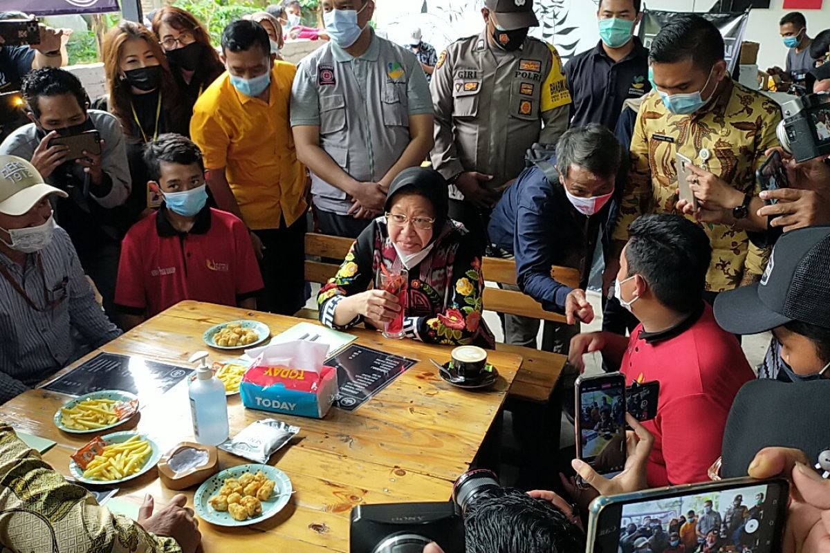 Menteri Sosial berdayakan anak jalanan untuk kelola kafe