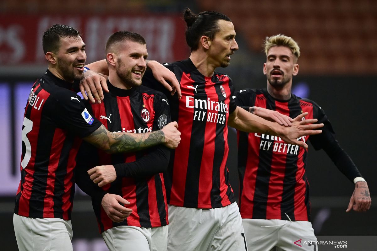 Hajar Crotone 4-0, Milan rebut kembali pucuk klasemen