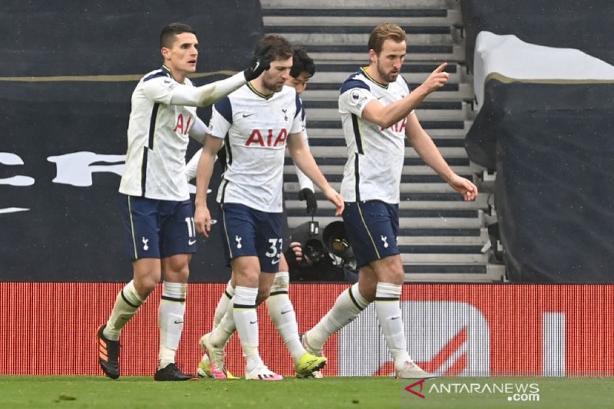 Tottenham tundukkan West Brom 2-0