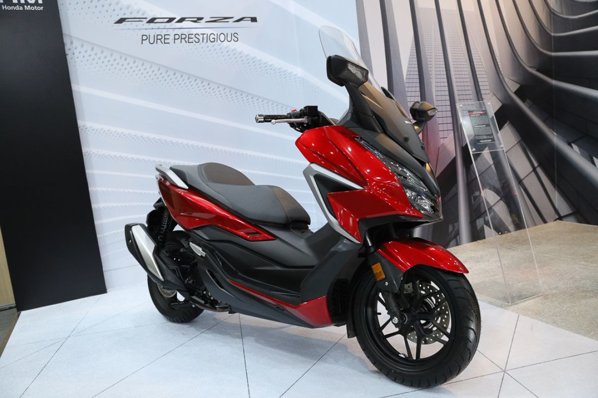 Awali 2021 Honda segarkan Forza dengan fitur dan desain yang menggoda