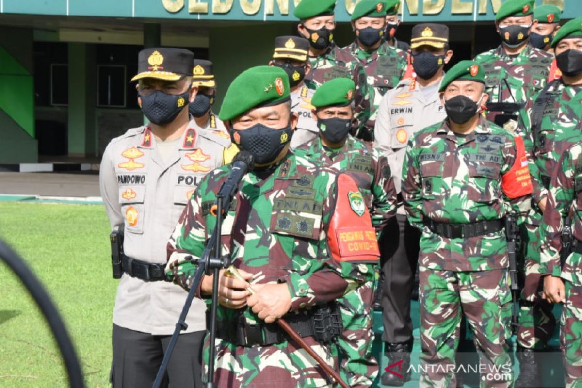 Mayjen TNI Dudung Abdurachman menjabat Pangkostrad