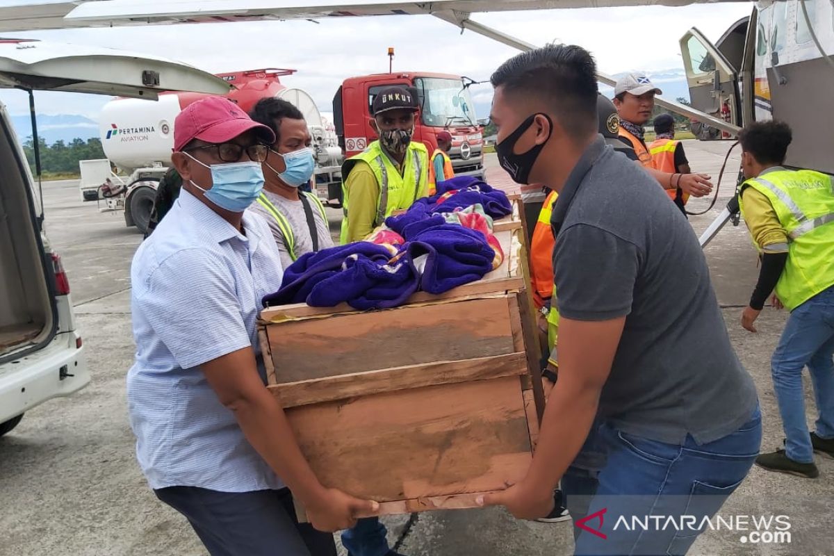 Tukang ojek dibunuh di Ilaga dievakuasi ke Timika