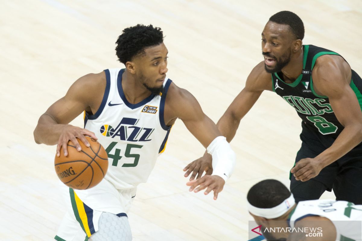 Kemba Walker mencetak 32 poin saat Celtics tundukkan Pacers