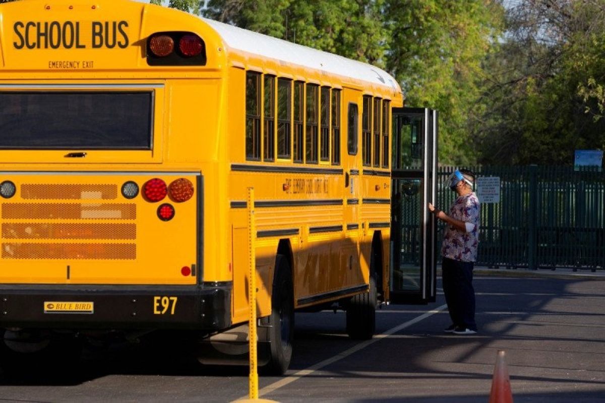 Sekolah-sekolah di Amerika Serikat akan buka kembali di tengah pandemi COVID-19