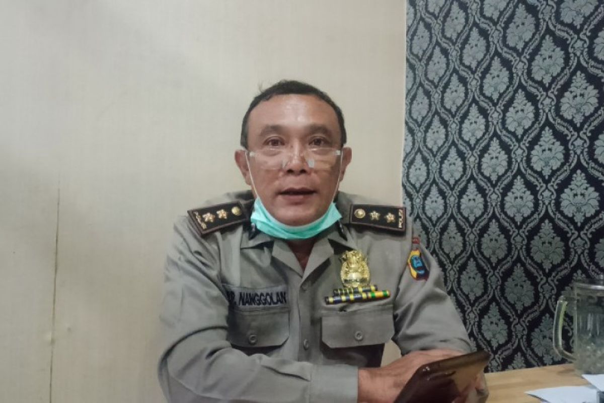 Guru besar USU Prof Yusuf Leonard Henuk mangkir dari panggilan penyidik polisi