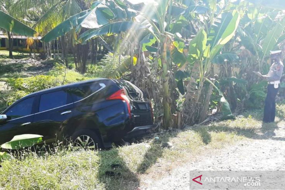 Mobil dinas Wabup Agam terlibat kecelakaan lalu lintas