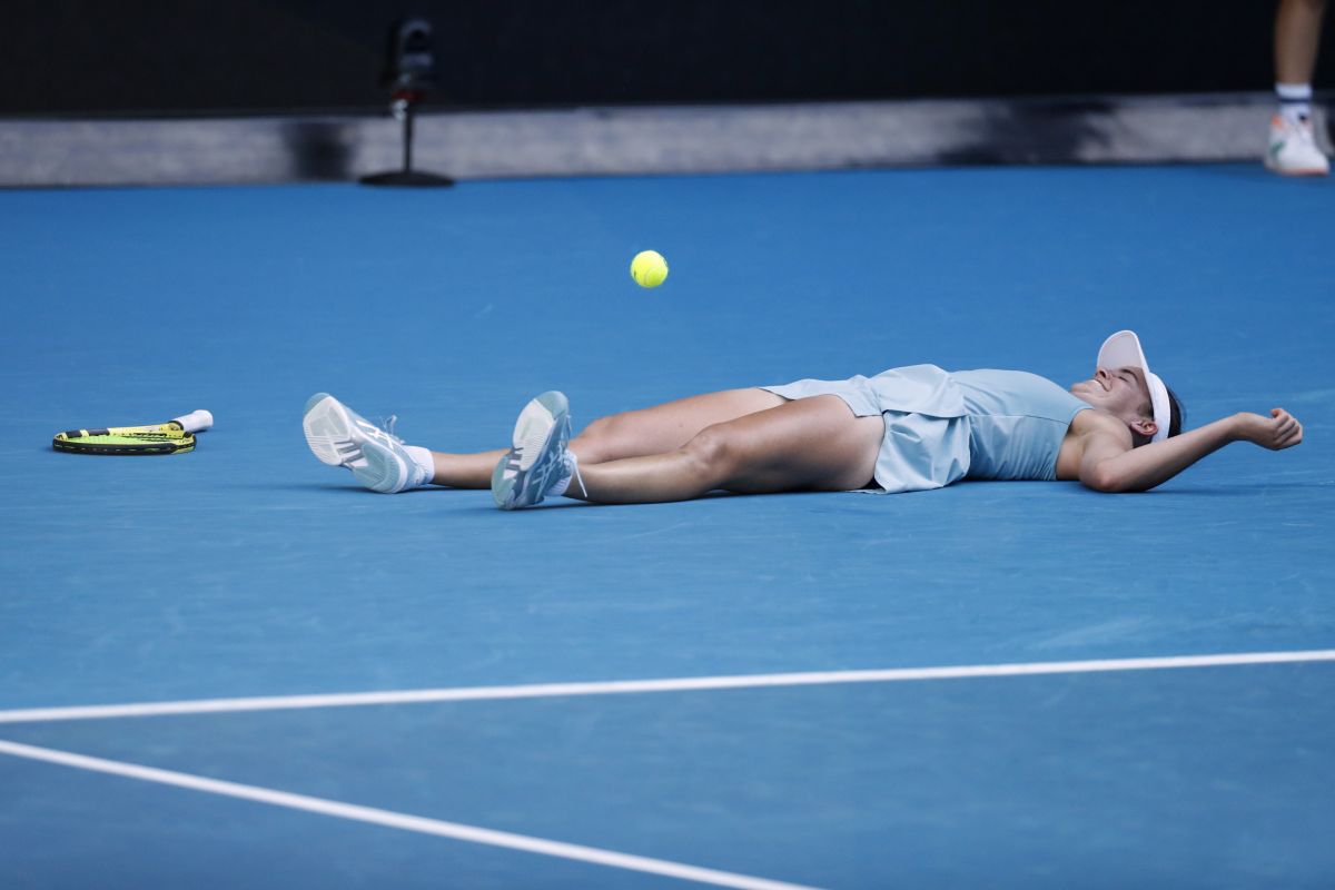 Jennifer Brady tantang Naomi Osaka dalam final Australian Open