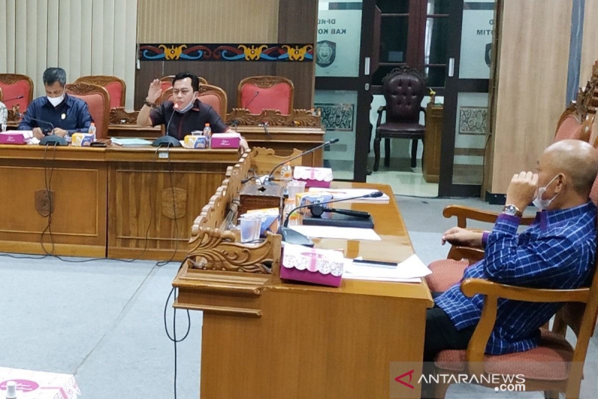 Legislator Kotim sayangkan penyelesaian polemik lahan pemakaman berlarut-larut